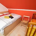 Apartman Elegant And Stylish Retreat With Terrace - Three Bedroom With Terrace *