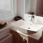 Elegant And Stylish Retreat With Terrace - Three Bedroom With Terrace Apartman *