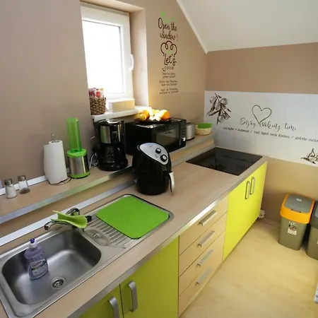 Appartement Elegant And Stylish Retreat With Terrace - Three Bedroom With Terrace Brežice