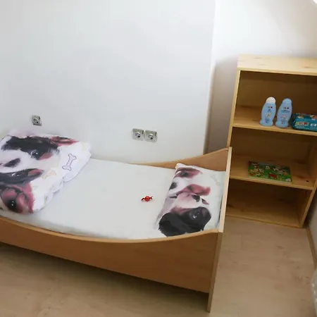 Elegant And Stylish Retreat With Terrace - Three Bedroom With Terrace Appartement *