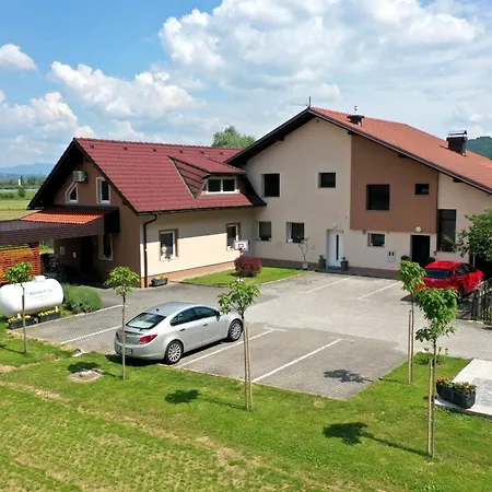 Elegant And Stylish Retreat With Terrace - Three Bedroom With Terrace Apartment Brezice