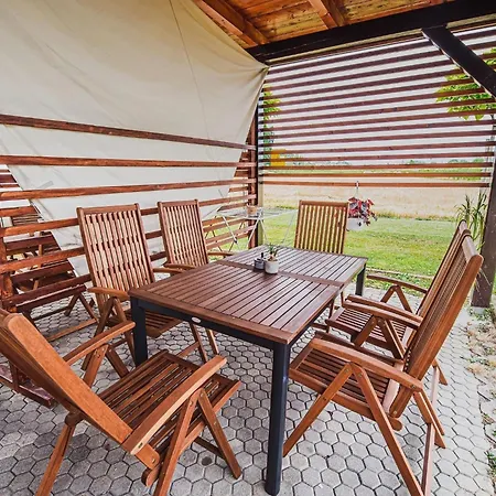 Elegant And Stylish Retreat With Terrace - Three Bedroom With Terrace *