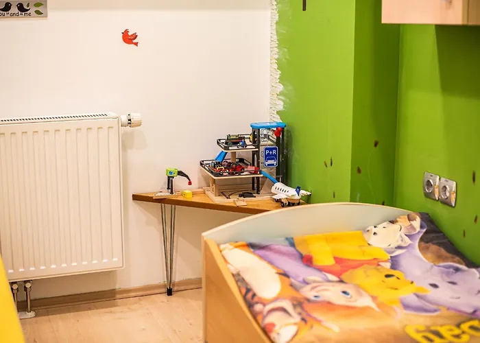 Elegant And Stylish Retreat With Terrace - Three Bedroom With Terrace Brežice